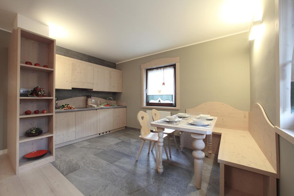 Zoncolan Apartments Sùtrio Quarto foto