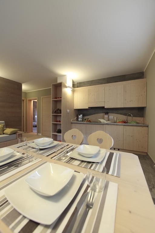 Zoncolan Apartments Sùtrio Quarto foto
